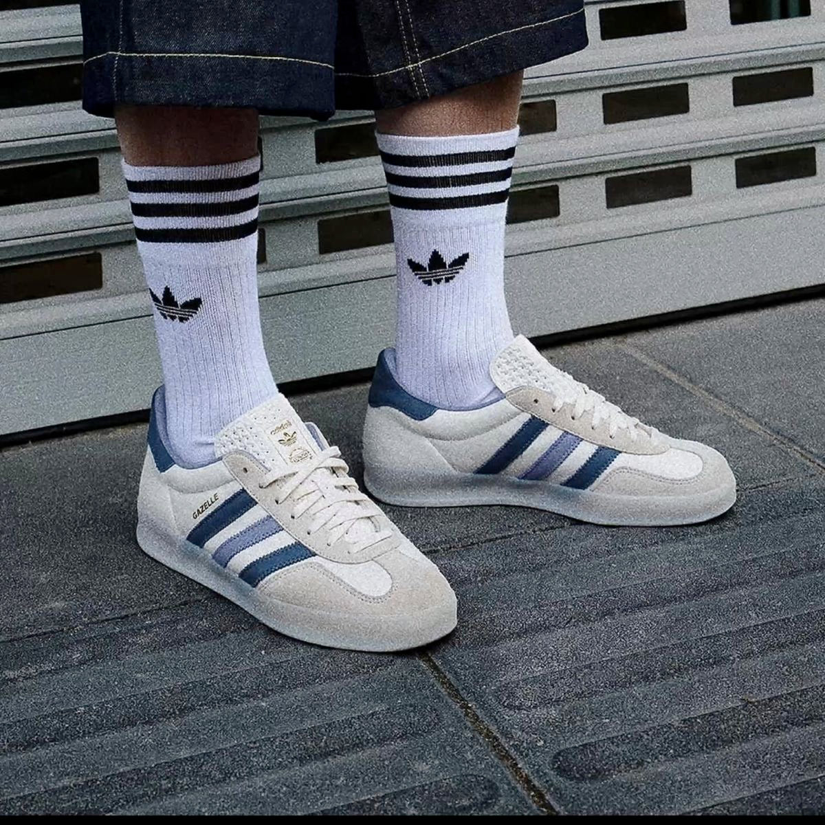 Adidas Gazelle White Preloved ink