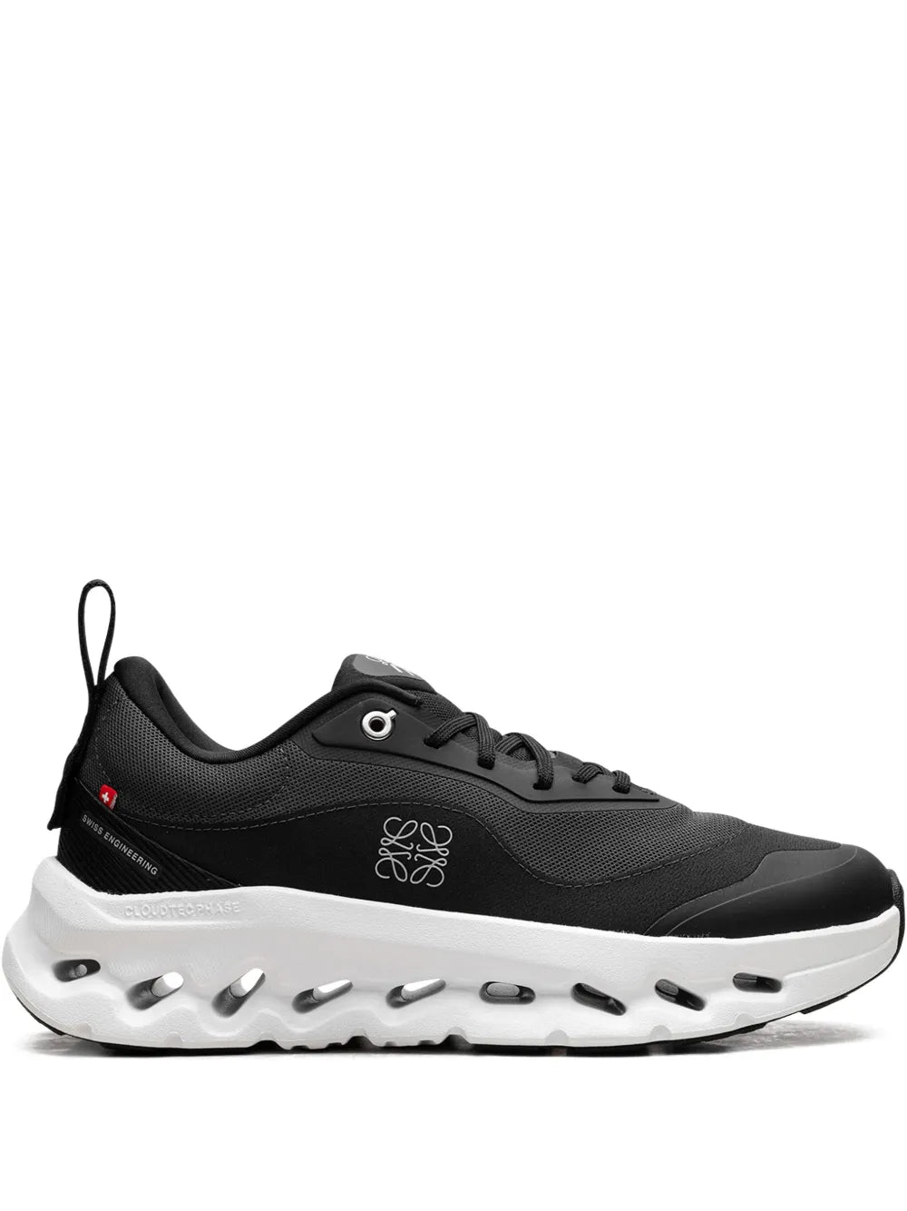 On Running Cloudtilt Loewe All Black- Women