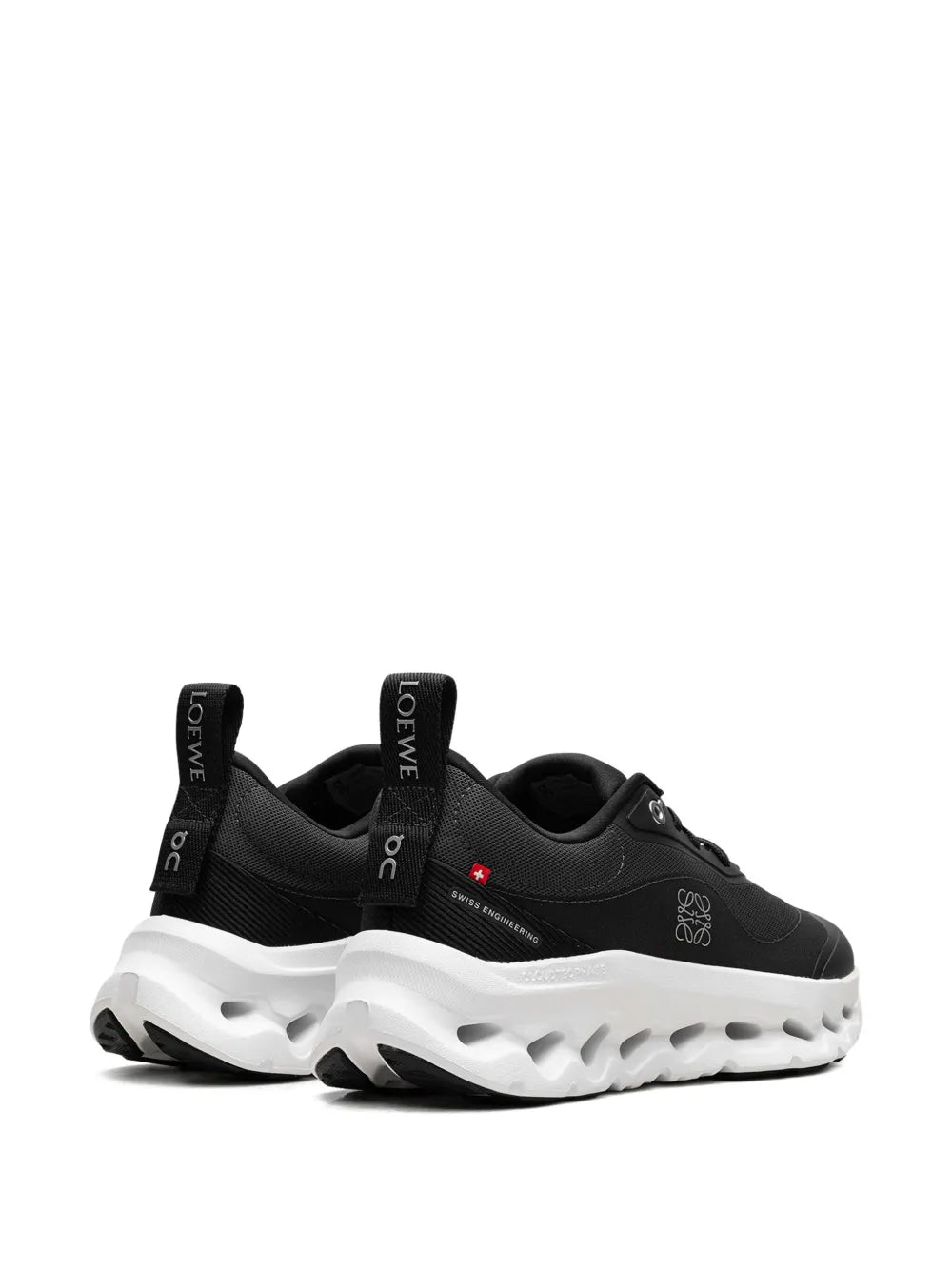 On Running Cloudtilt Loewe All Black- Women