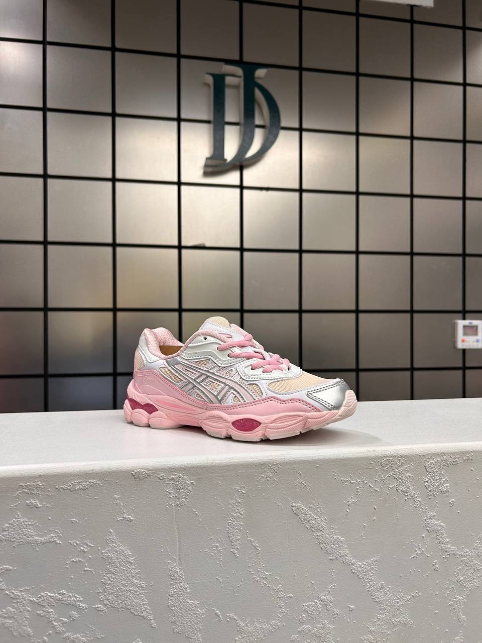 ASICS gel nyc kicki pink