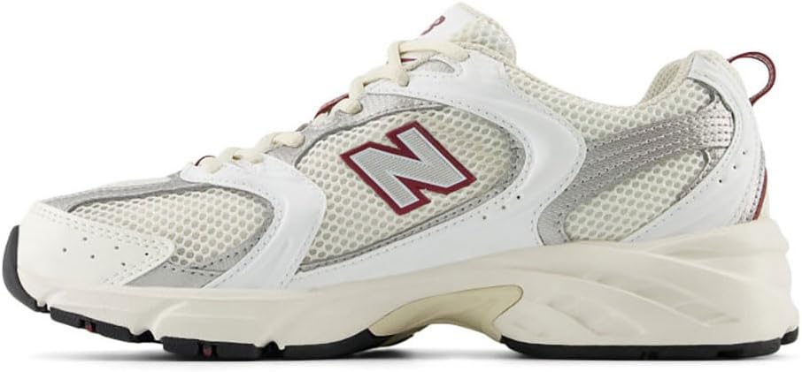 New Balance 530 trainers in white and Burgundy