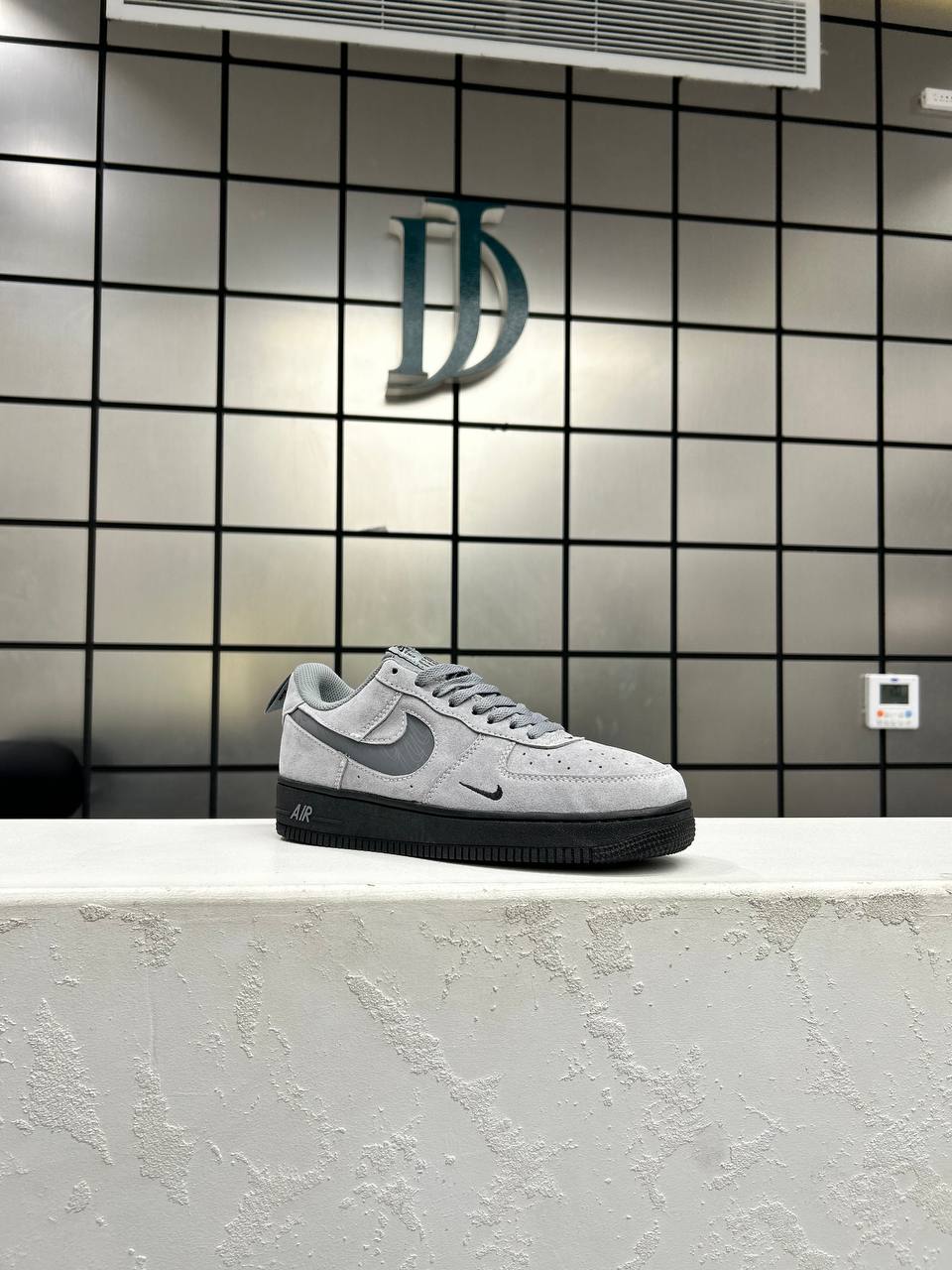 Air Force 07 Lv8 Suede Grey Sneaker