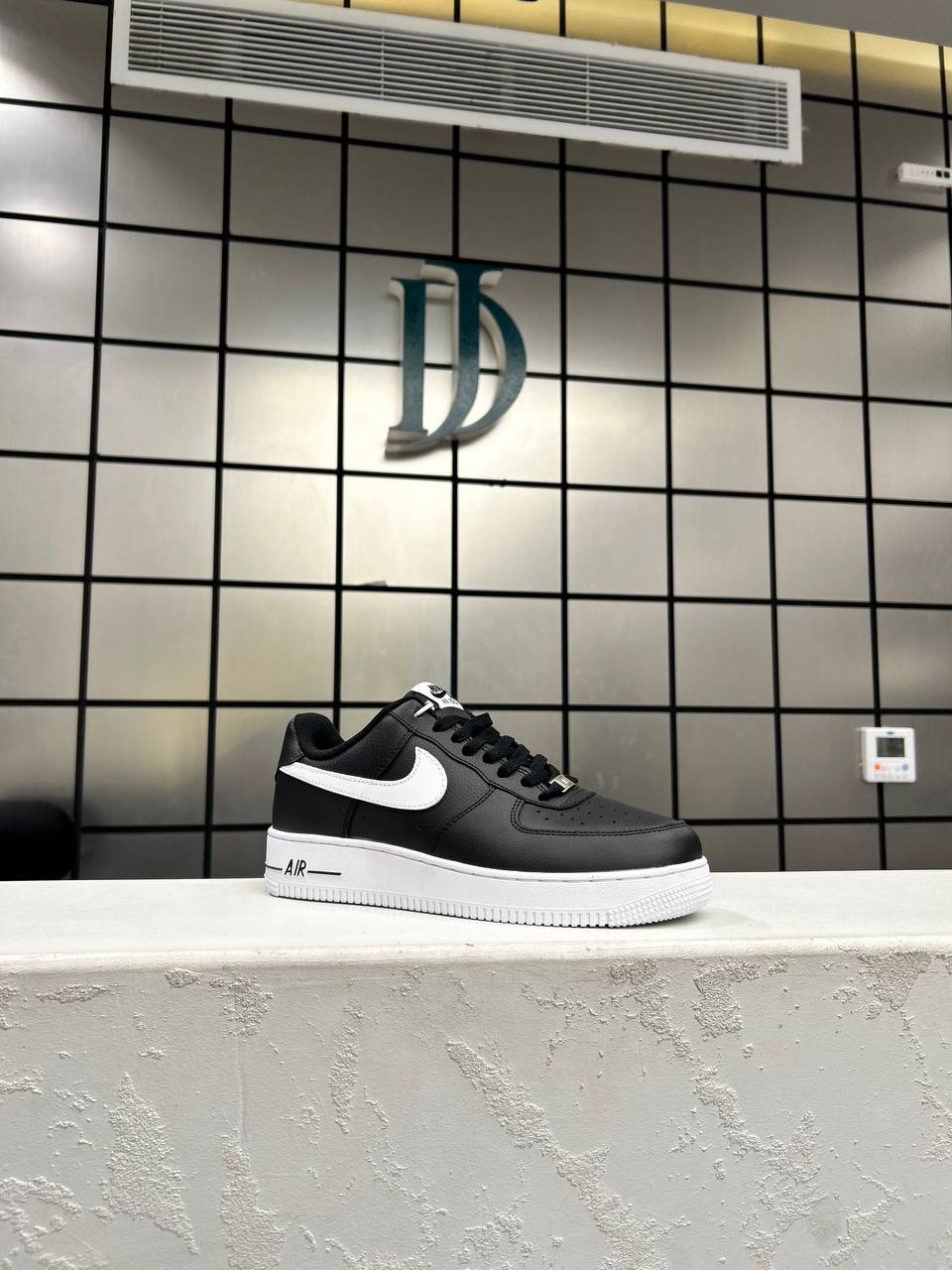 Nike Air Force 1 Low '07 Black