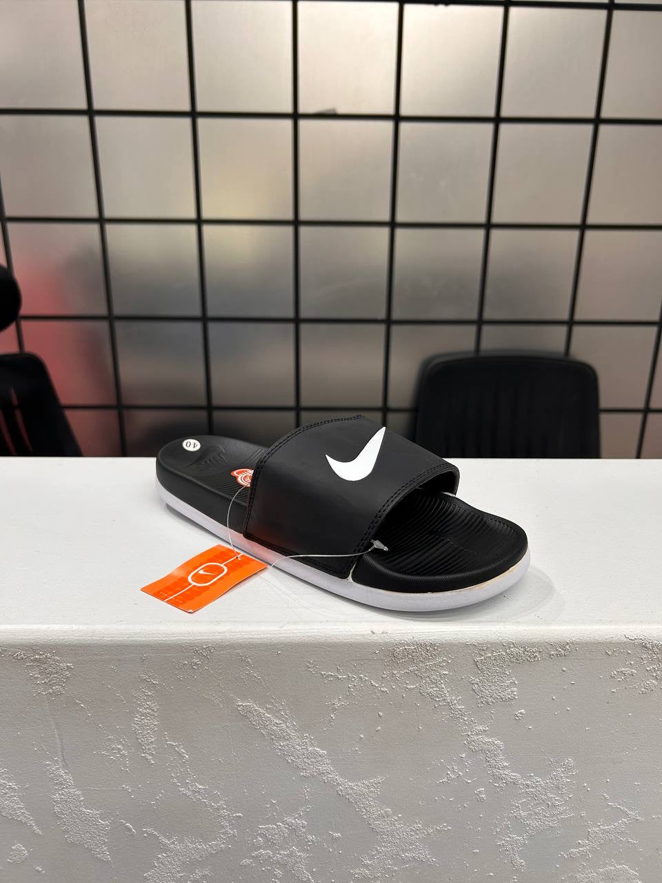 Nike D7 Slippers