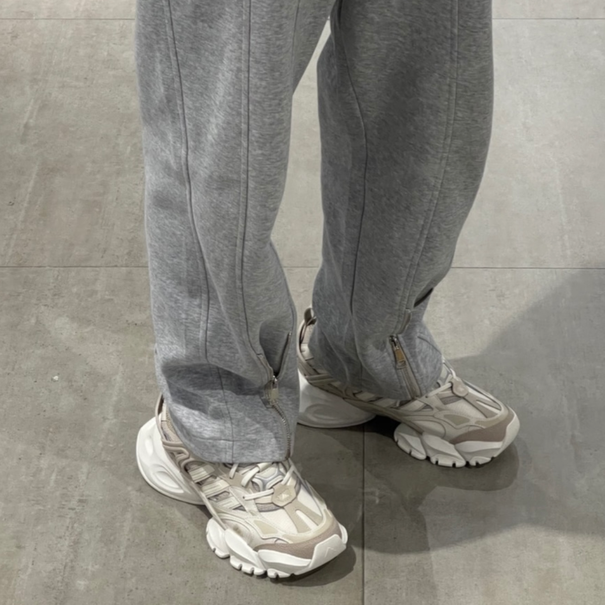 Adidas XLG Runner Deluxe Beige