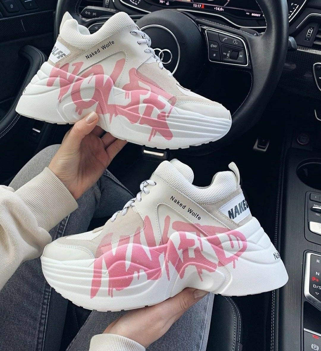 Naked Wolfe White Pink