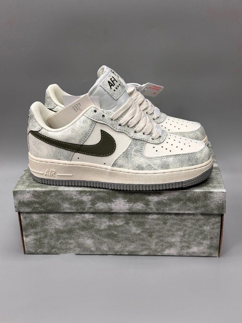 Air Force 1 Low Military Green