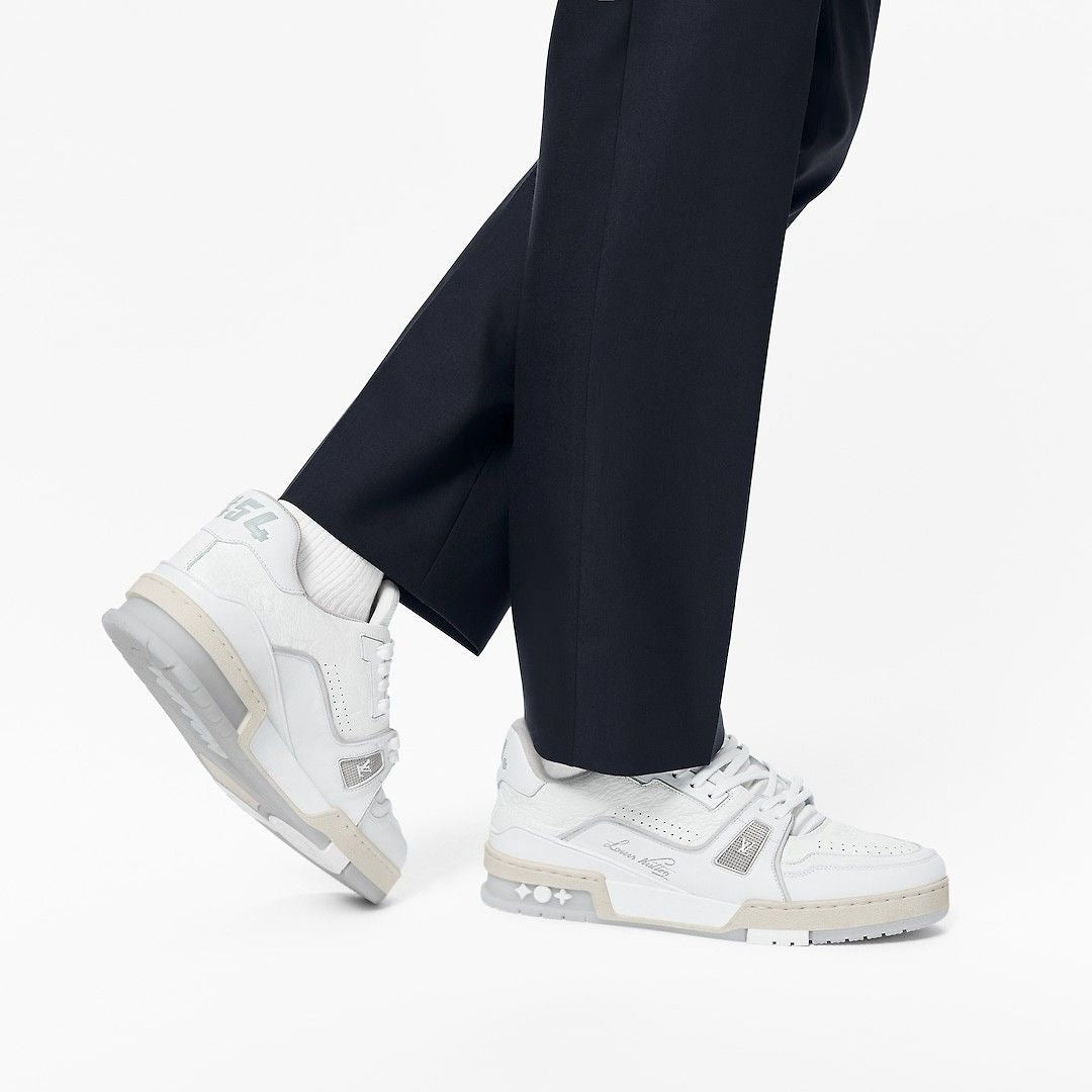 Louis Vuitton Trainer White Grey Monogram