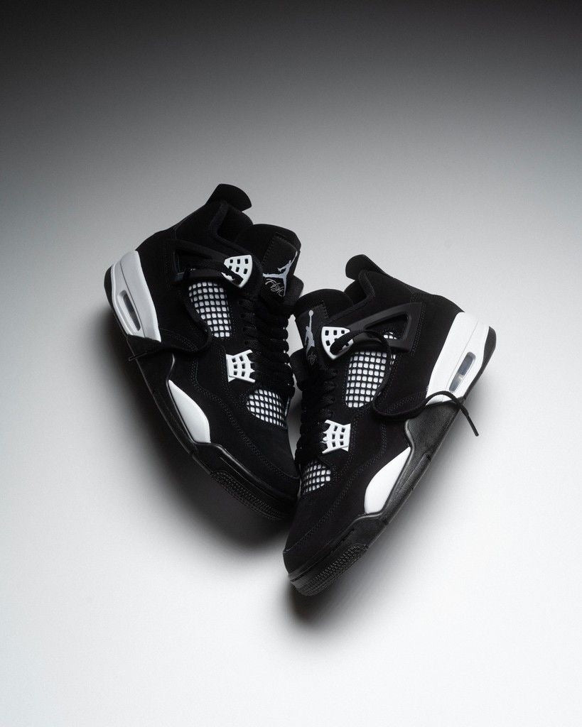 Air Jordan 4 Black Thunder White