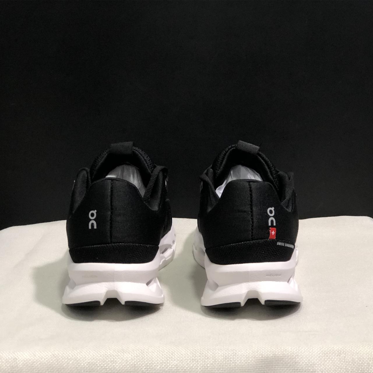 On Running Cloudtilt Loewe All Black- Men