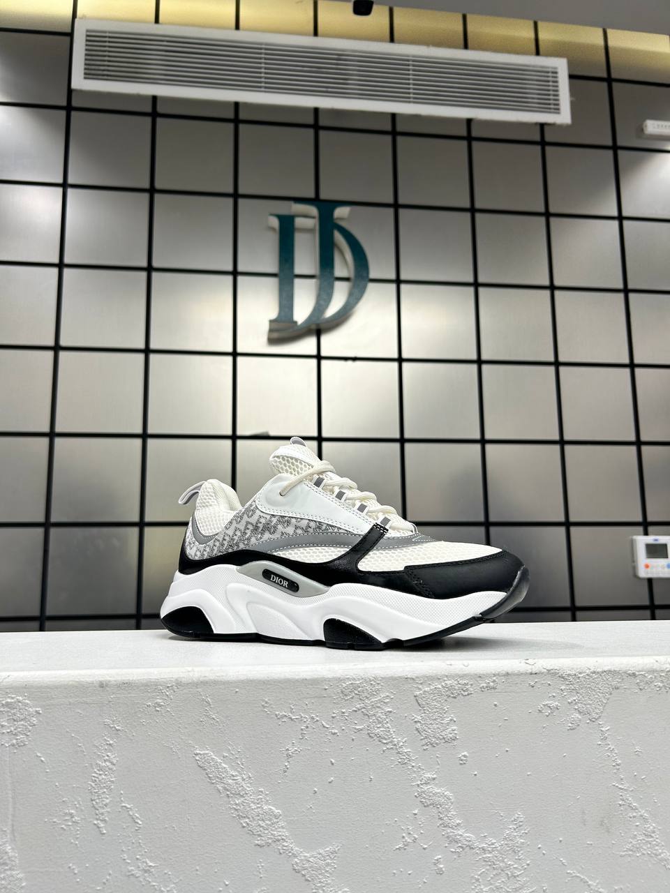 Dior B22 BLACK