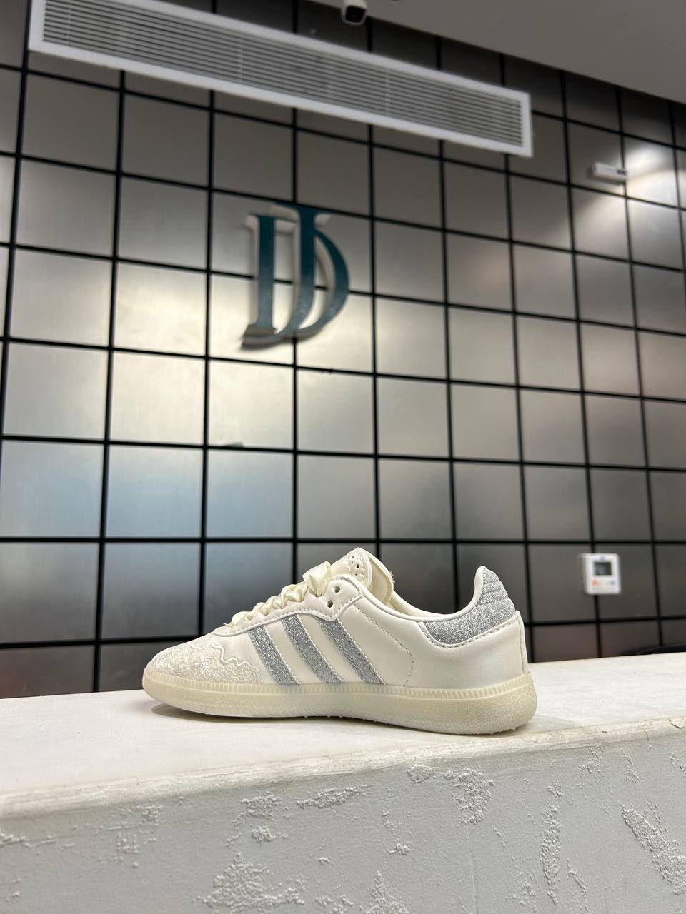 adidas SAMBA OG SHOES - White