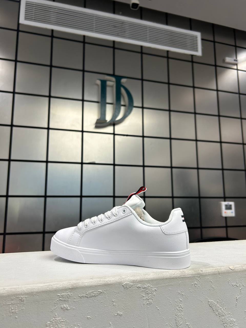 Tommy Hilfiger Hockney Sneaker in White