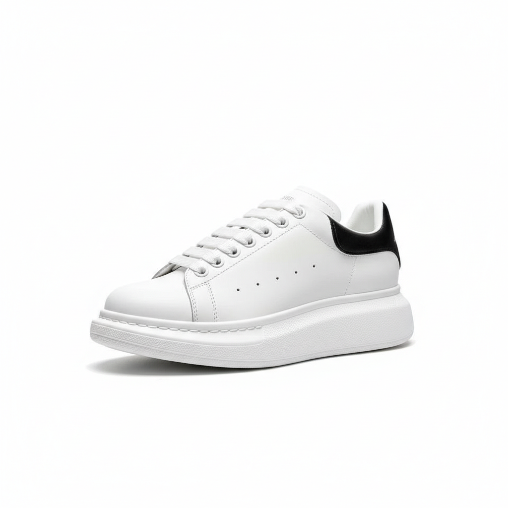 Alexander McQueen White/Black Hilum