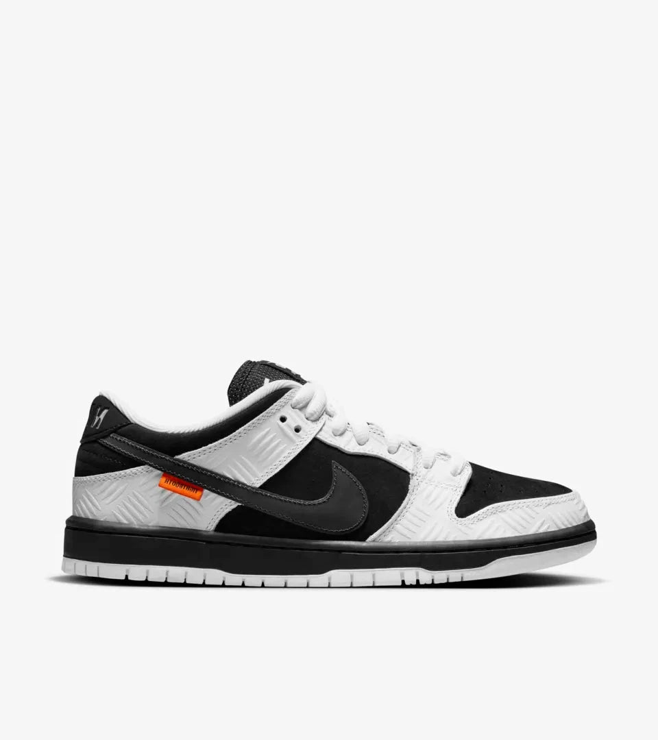 Nike SB Dunk Low X Tightbooth
