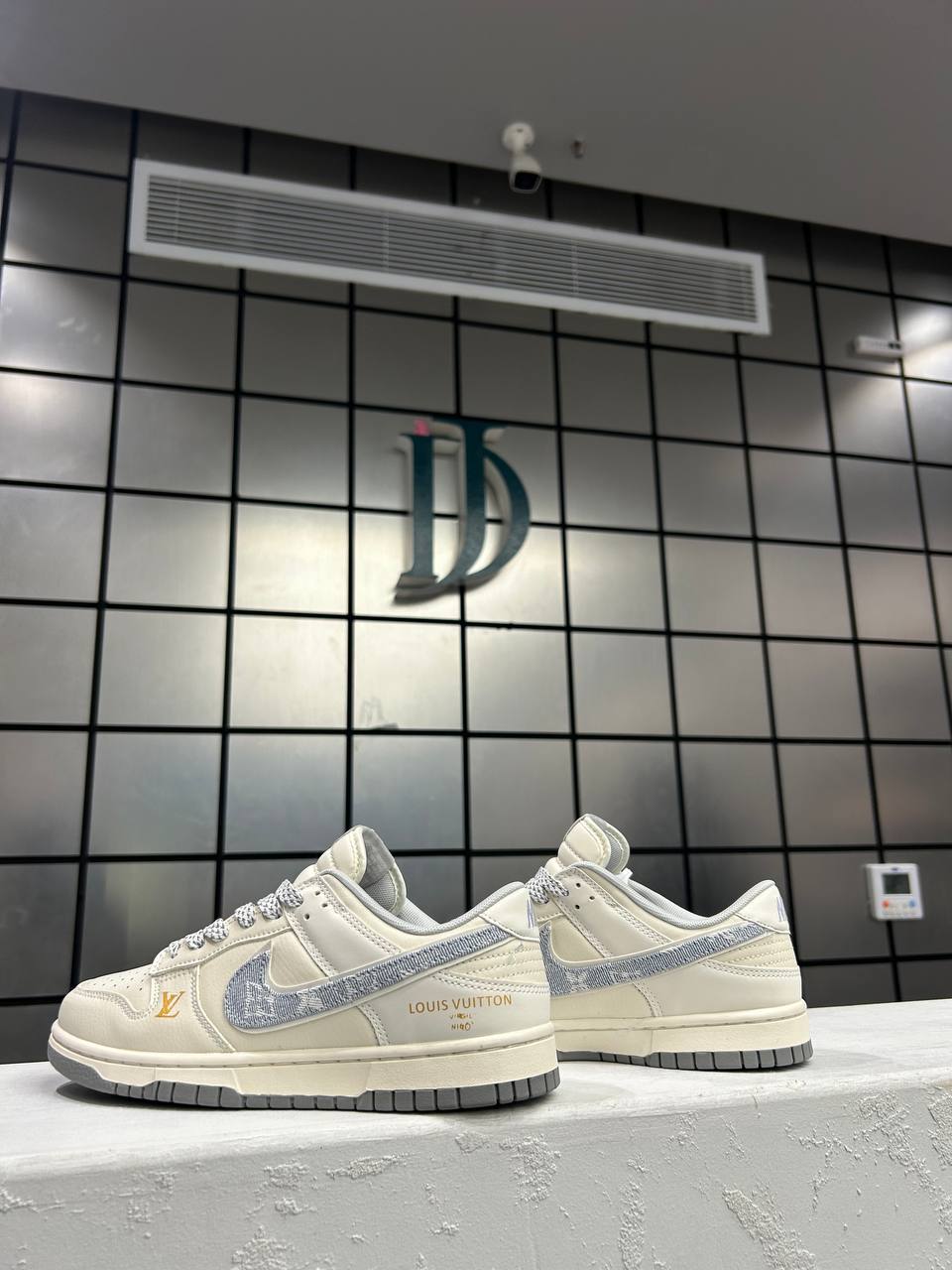 Nike SB Dunk Low Pro Cool Grey x LV