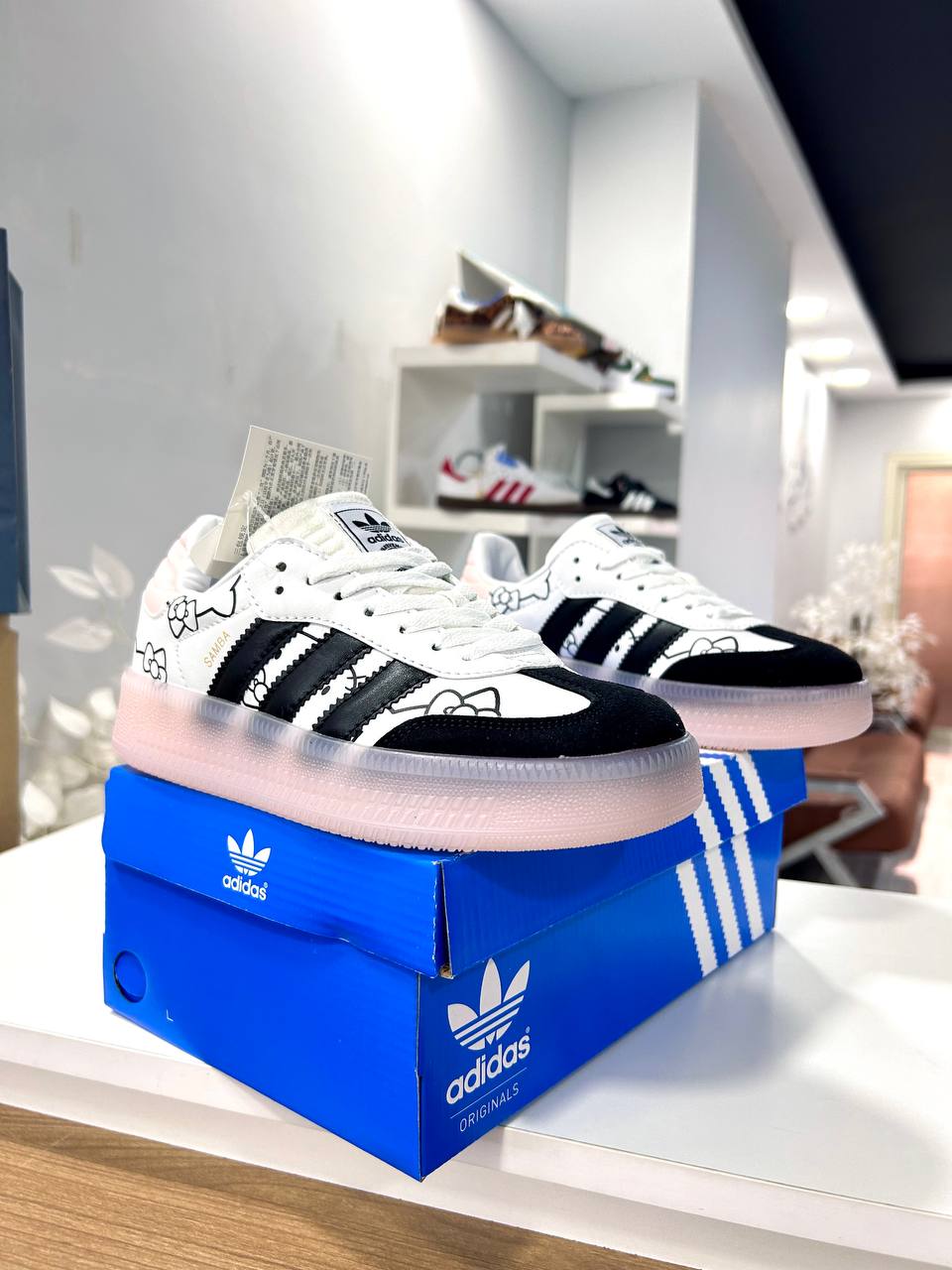 Adidas X Hello Kitty