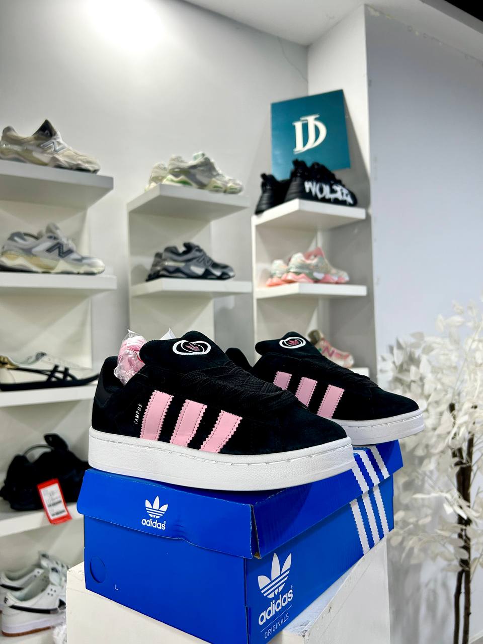 Adidas Campus Black Pink