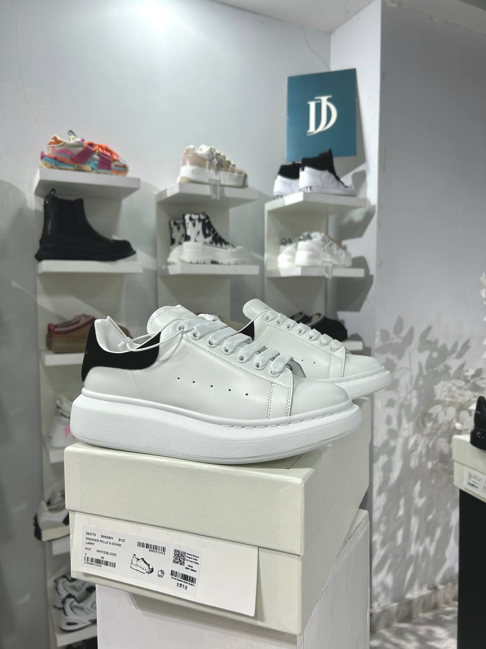 Alexander Mcqueen Classic