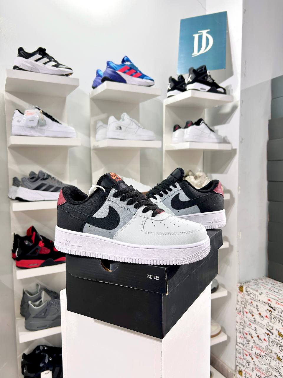 Nike Air Force 1 Low Black Smoke Grey