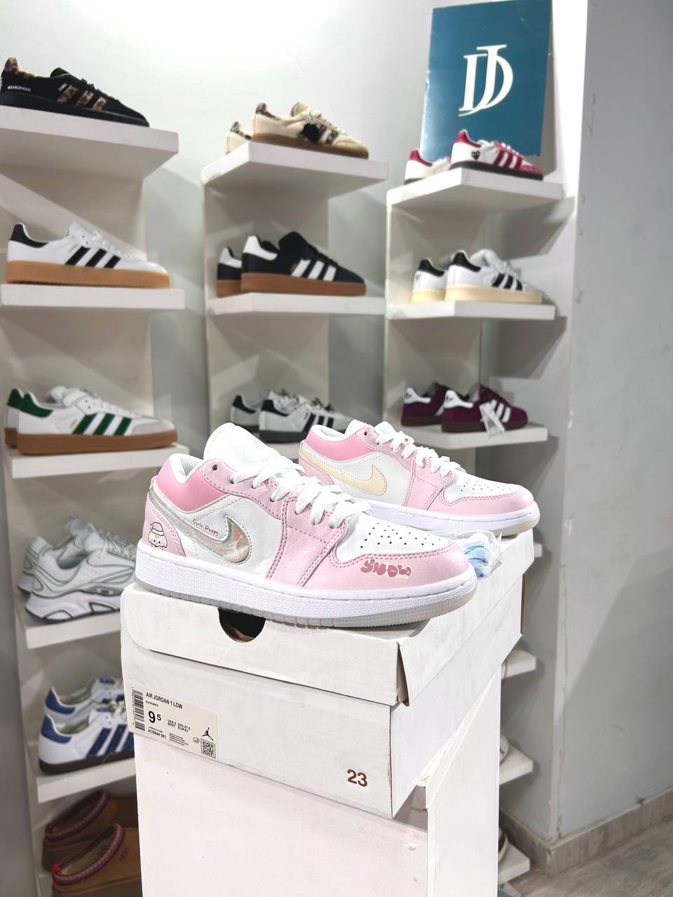 NIKE Air Jordan 1 Low White pink shoes