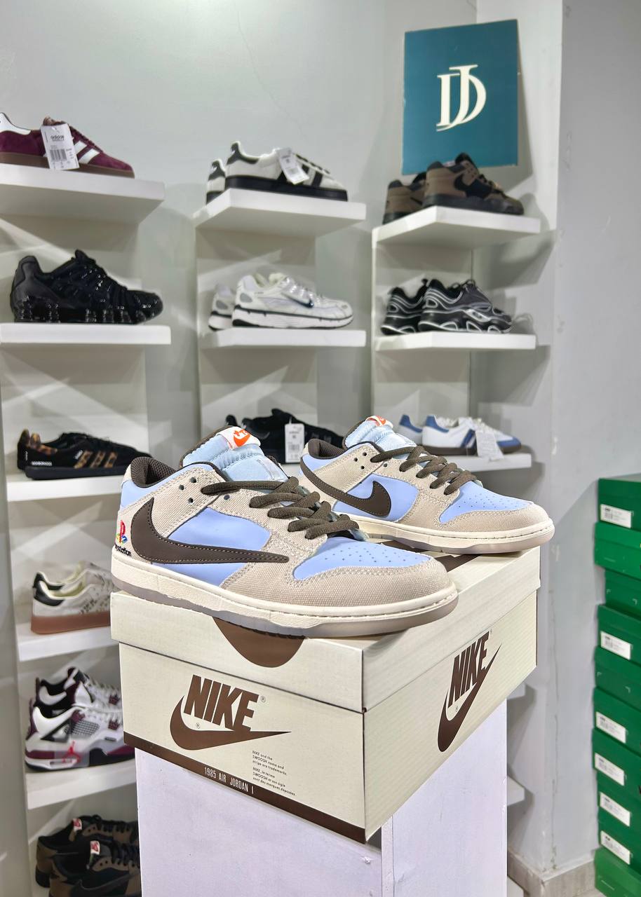 Playstation 5 x Travis Scott x Nike SB