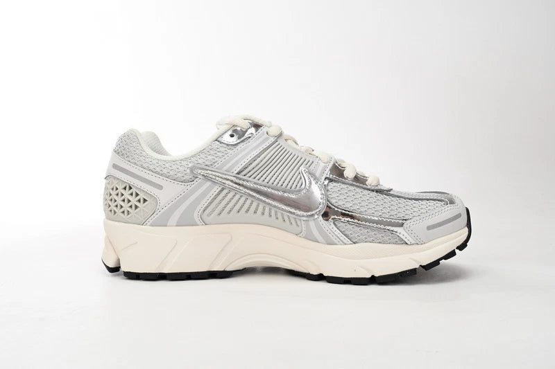 Women's Nike Air Zoom Vomero 5