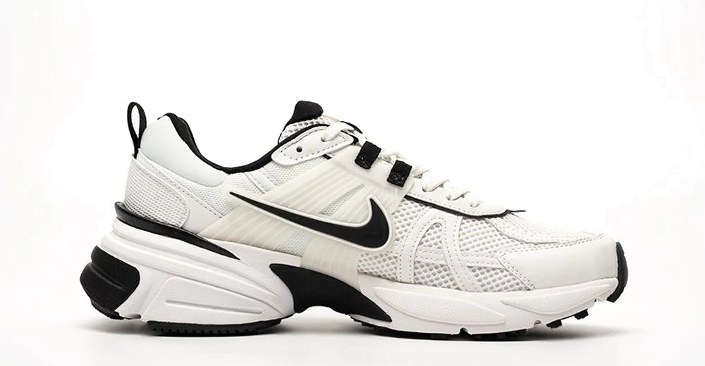 Nike V2K Run "White Black"