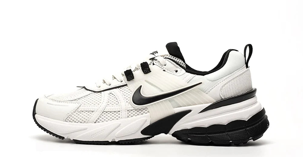 Nike V2K Run "White Black"