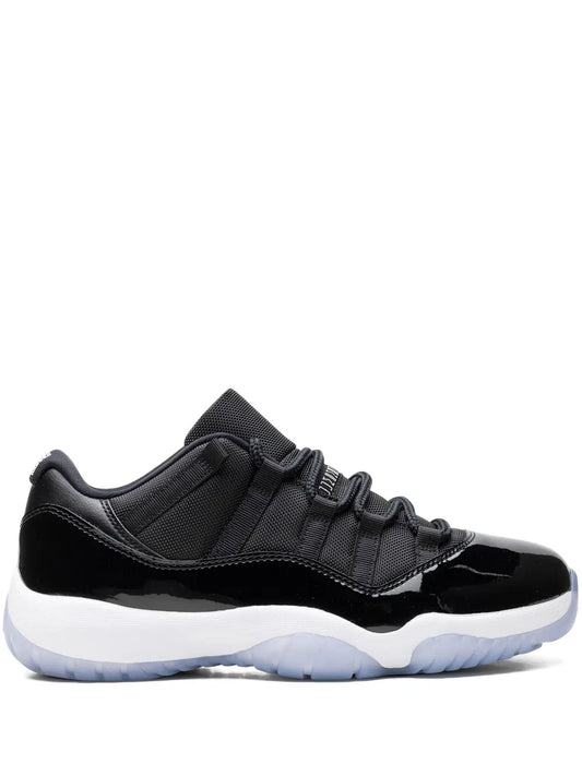 Air Jordan 11 Retro Low Black