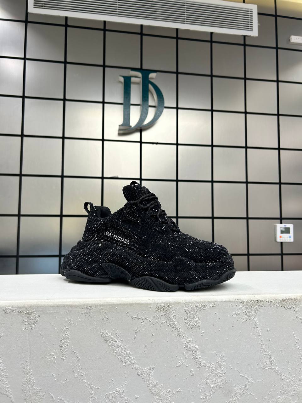 Balanciaga Triple S Strauss