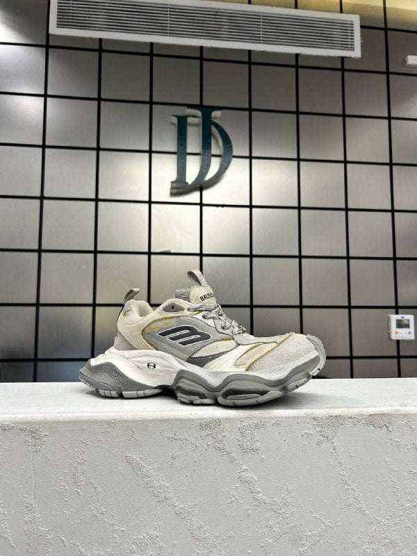 Balenciaga Cargo sneakers