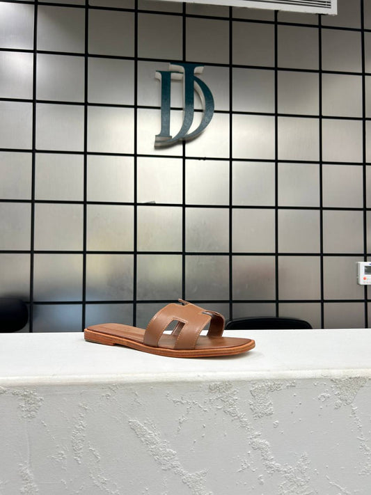 Hermès Oran Sandal Gold