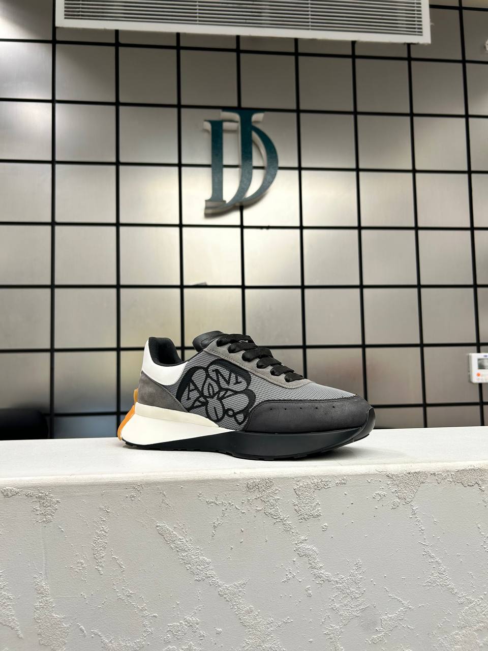 Alexander McQueen Sprint Runner Grey