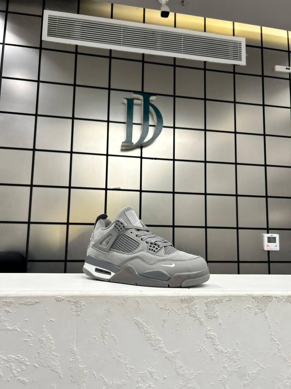 Nike Air Jordan 4s Retro