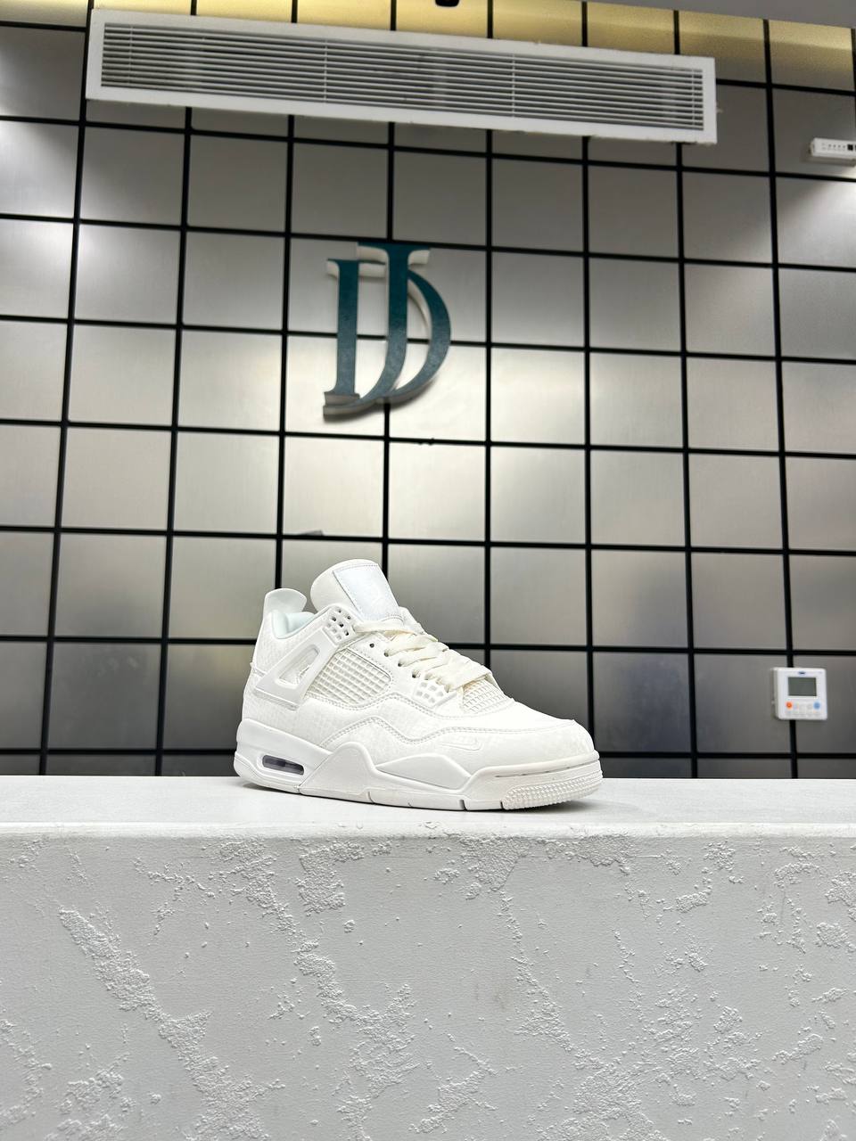Air Jordan 4 Bike All white – D&J