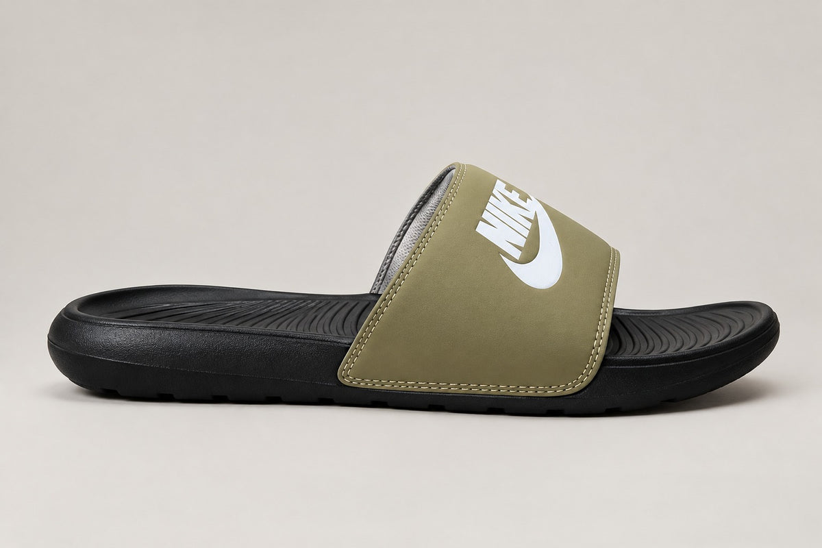 Nike slippers victori one slide cargo