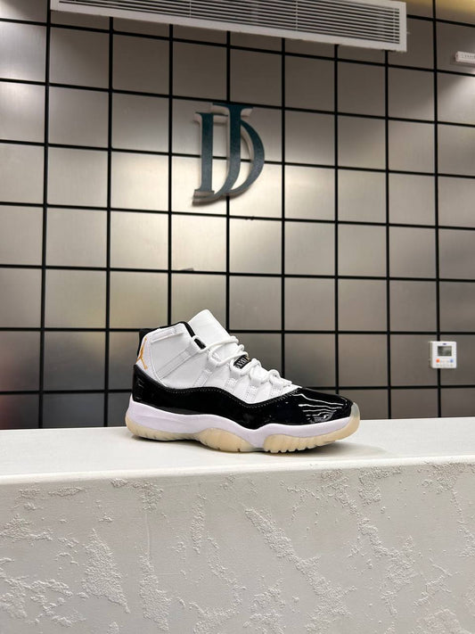 Nike Air Jordan Retro XI 11 Concord