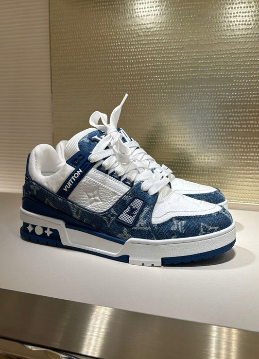 Louis Vuitton Sneakers Blue