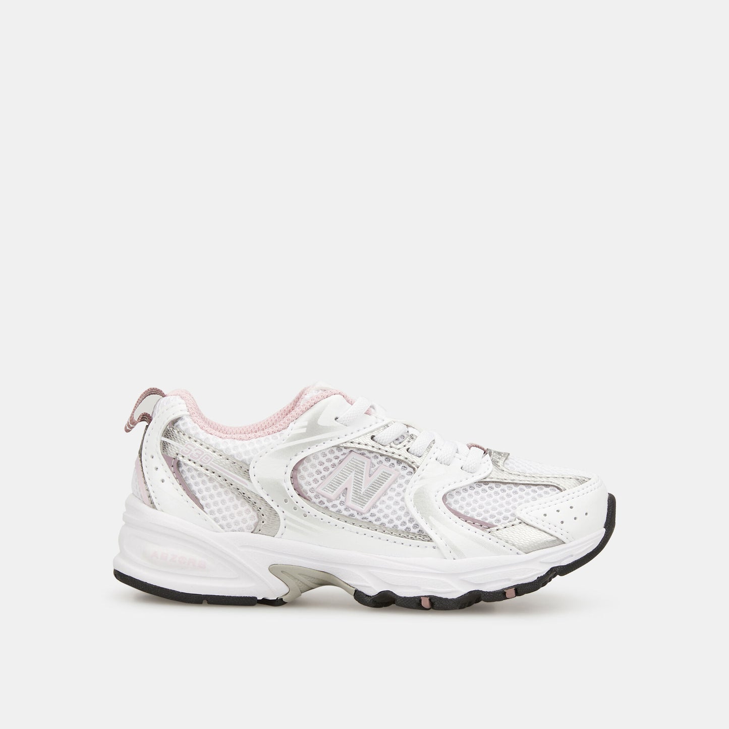 New Balance 530 trainers in white with pink