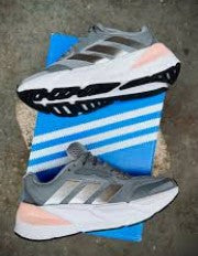 حذاء أديداس أديستار نسائي، رمادي