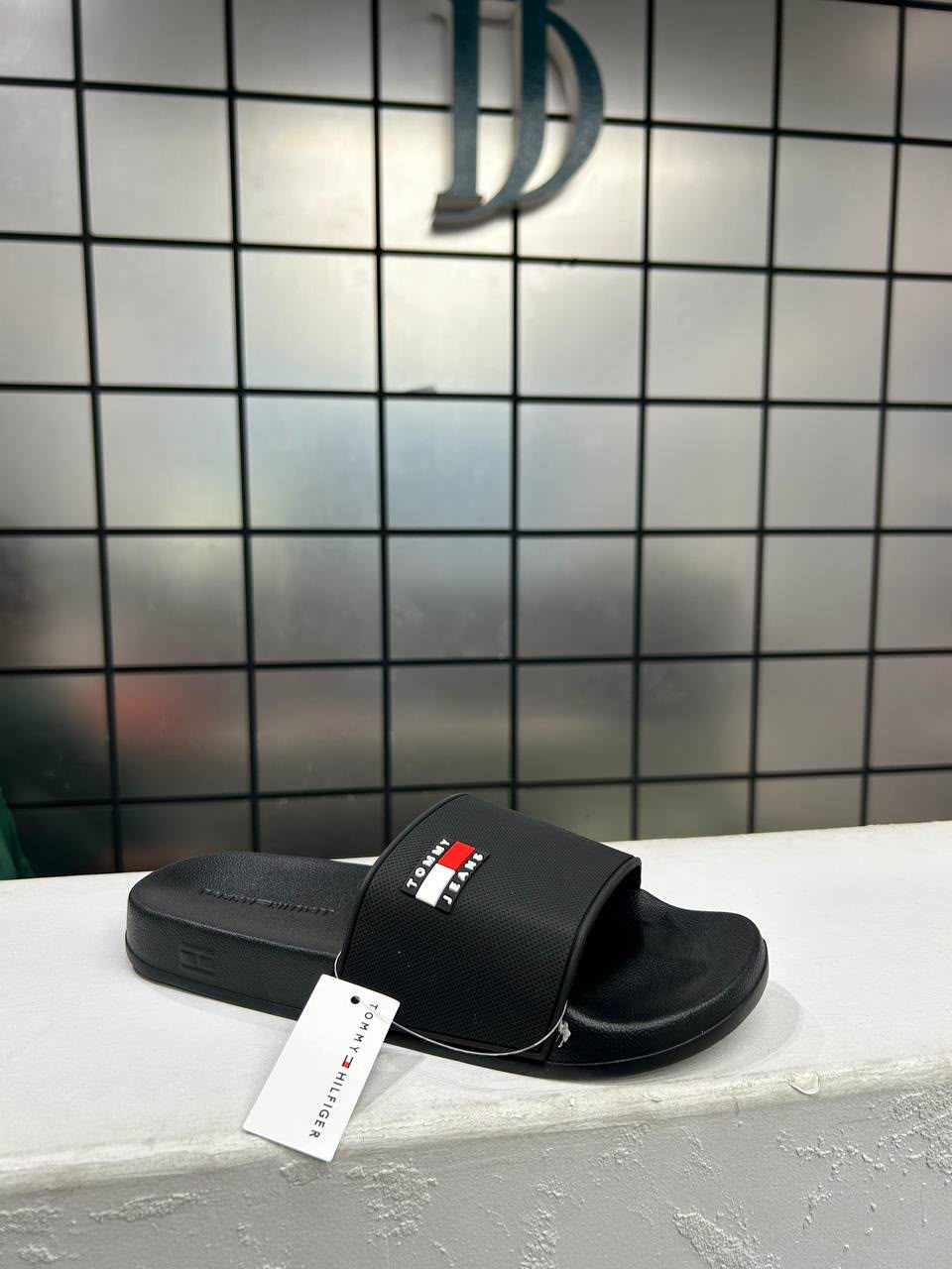 Slide Tommy Black With Logo