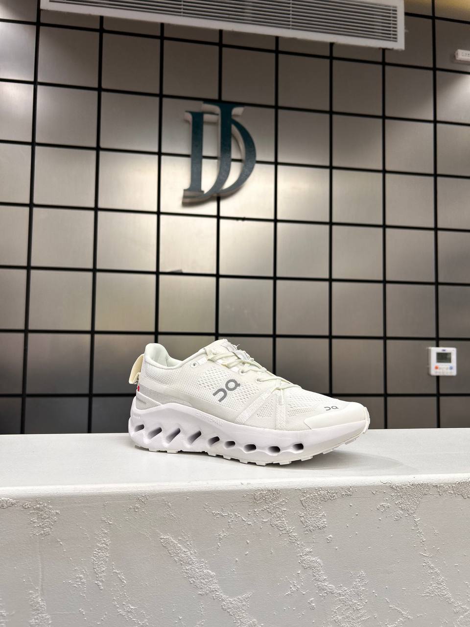 On Cloud tilt Stretch-Knit Sneakers White