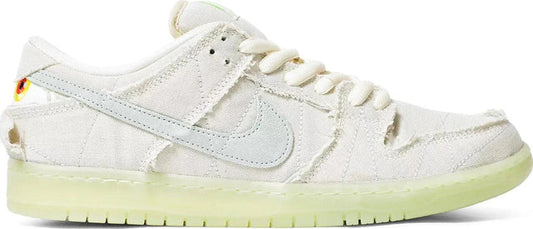 Nike SB Dunk Low X Mummy
