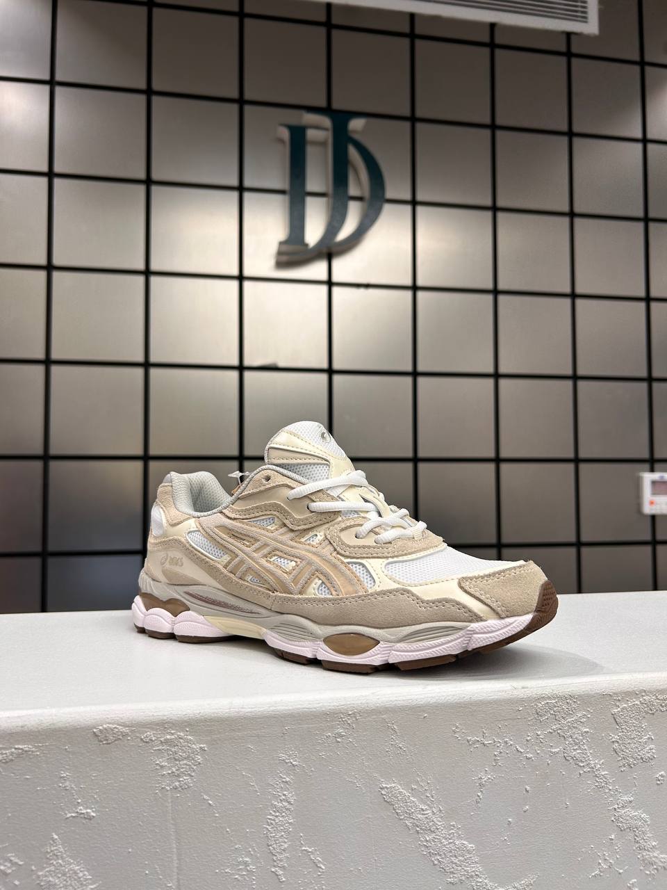 Asics Gel NYC Beige