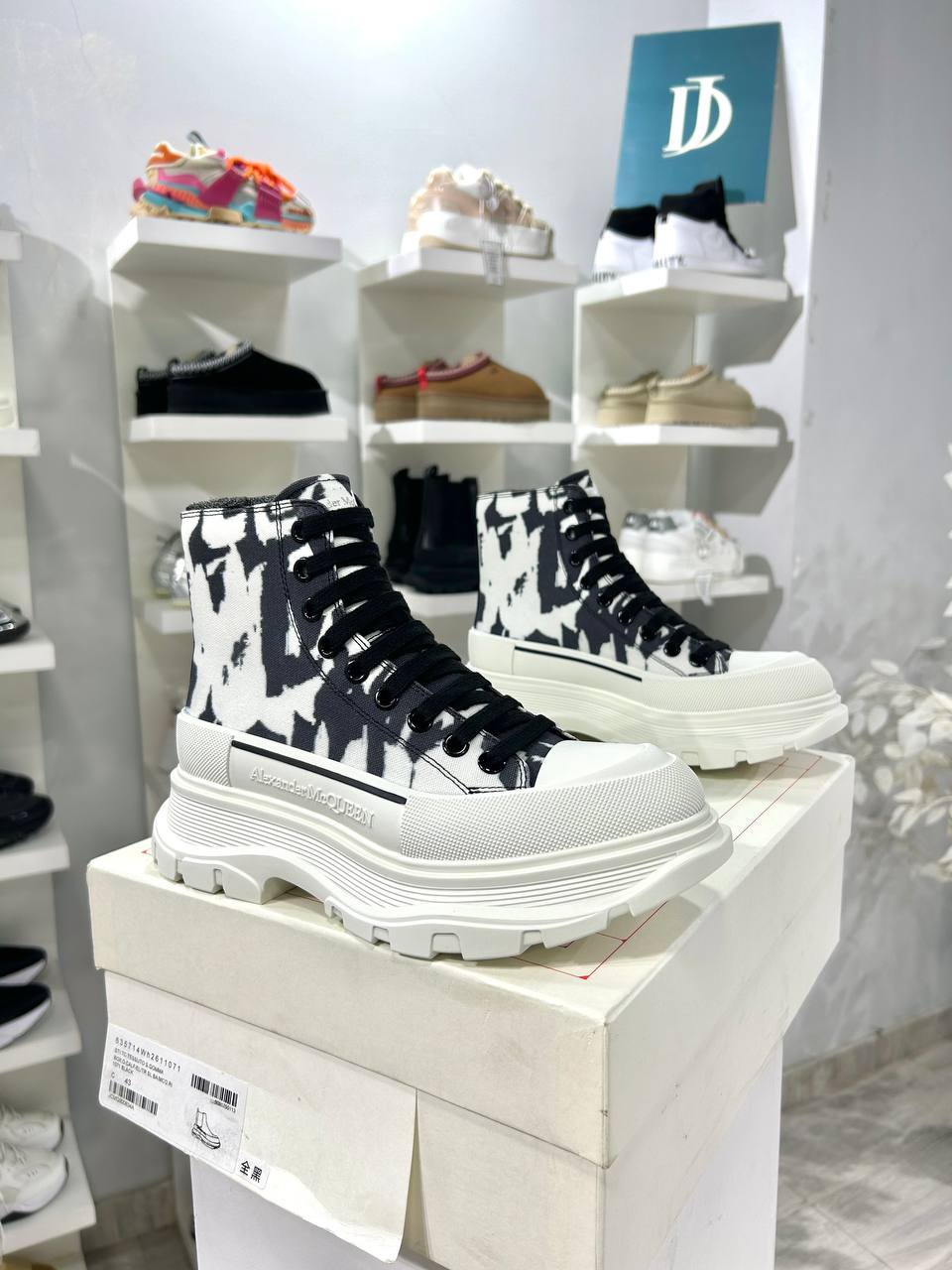 Alexander Mcqueen Slick High Graffiti White Bla